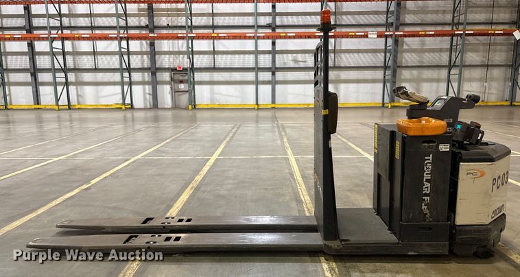 image for item EU4507 2020 Crown PC4500-80 pallet jack