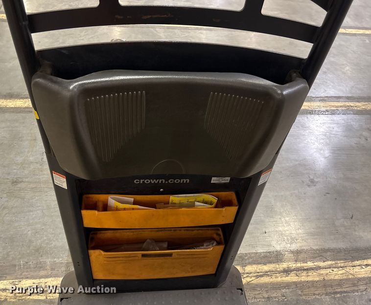 image for item EU4507 2020 Crown PC4500-80 pallet jack