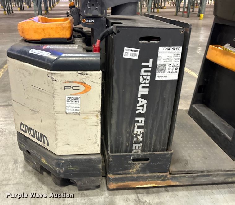 image for item EU4508 2020 Crown PC4500-80 pallet jack