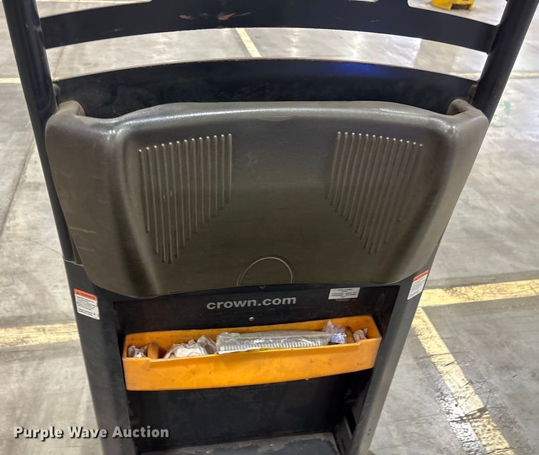 image for item EU4508 2020 Crown PC4500-80 pallet jack