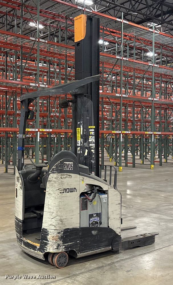 image for item EU4510 2017 Crown RM6095S-45 reach truck