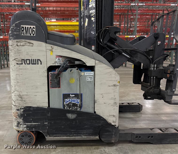 image for item EU4510 2017 Crown RM6095S-45 reach truck