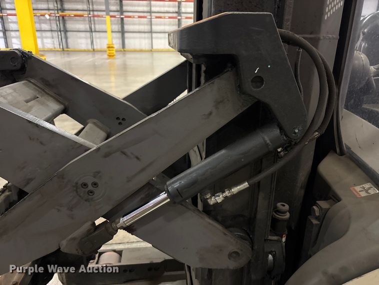 image for item EU4510 2017 Crown RM6095S-45 reach truck