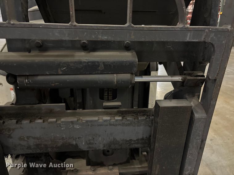 image for item EU4510 2017 Crown RM6095S-45 reach truck