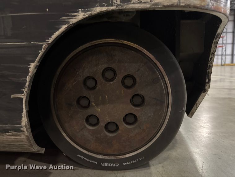 image for item EU4510 2017 Crown RM6095S-45 reach truck