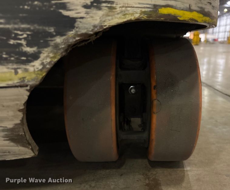 image for item EU4510 2017 Crown RM6095S-45 reach truck