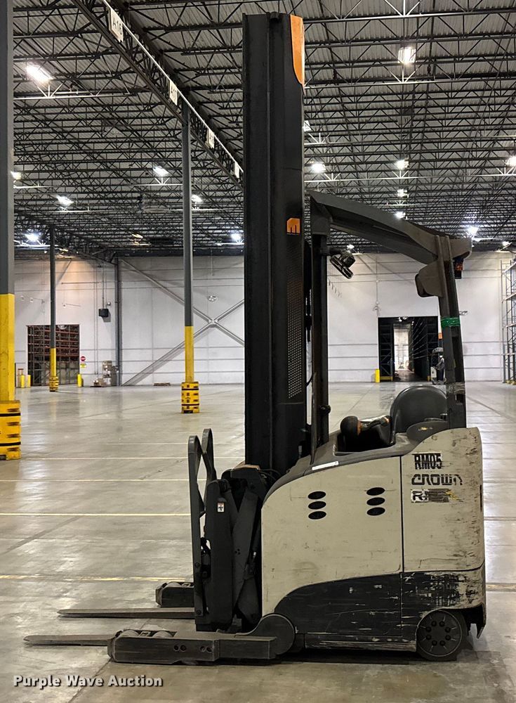 image for item EU4511 2017 Crown RM6095S-45  reach truck