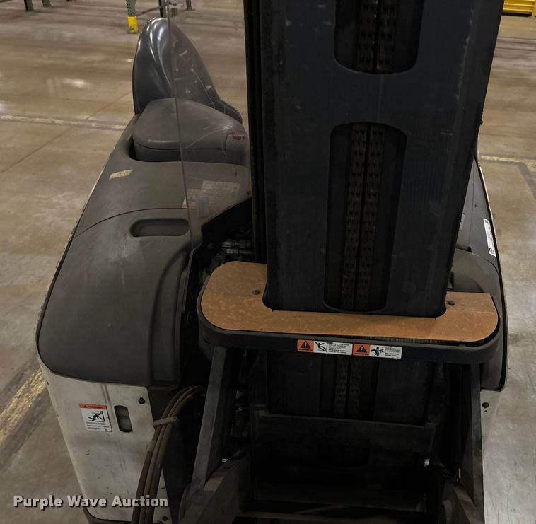 image for item EU4511 2017 Crown RM6095S-45  reach truck