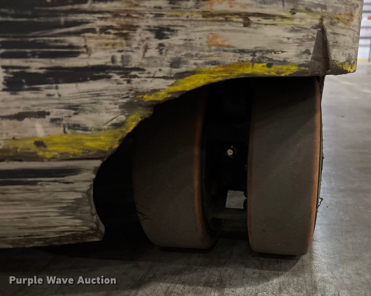 image for item EU4511 2017 Crown RM6095S-45  reach truck