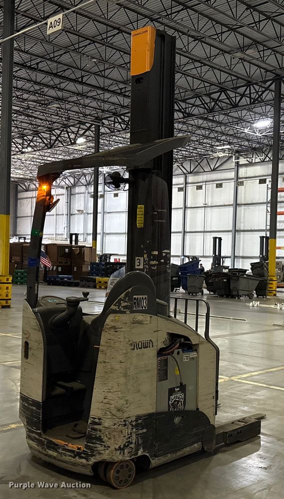 image for item EU4513 2017 Crown RM6095S-45 reach truck