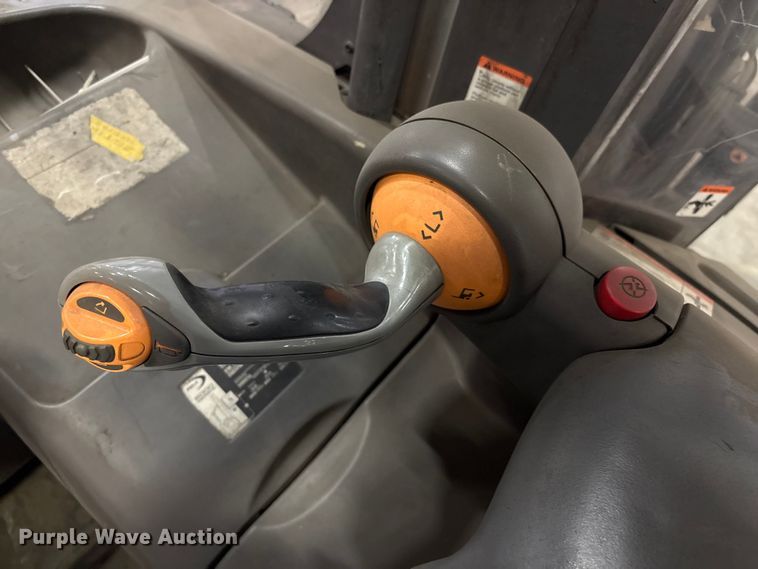 image for item EU4513 2017 Crown RM6095S-45 reach truck