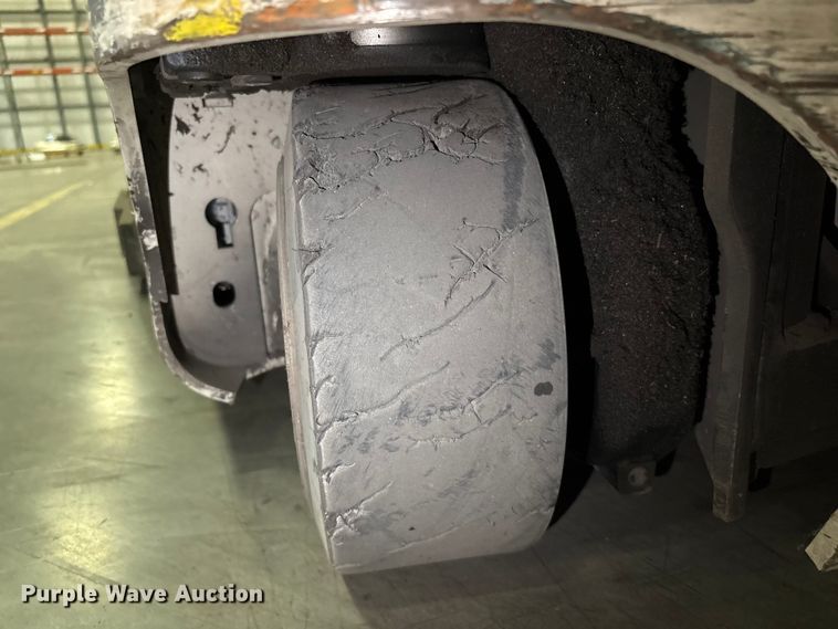 image for item EU4513 2017 Crown RM6095S-45 reach truck