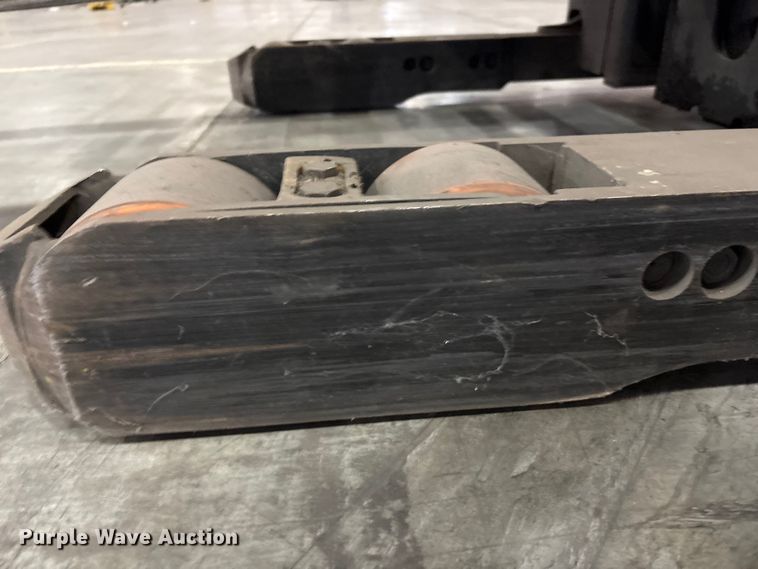 image for item EU4513 2017 Crown RM6095S-45 reach truck