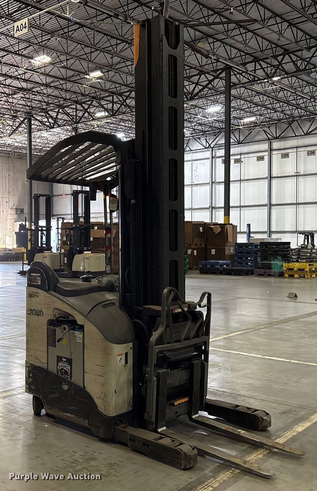 image for item EU4514 2017 Crown RM6095S-45 reach truck