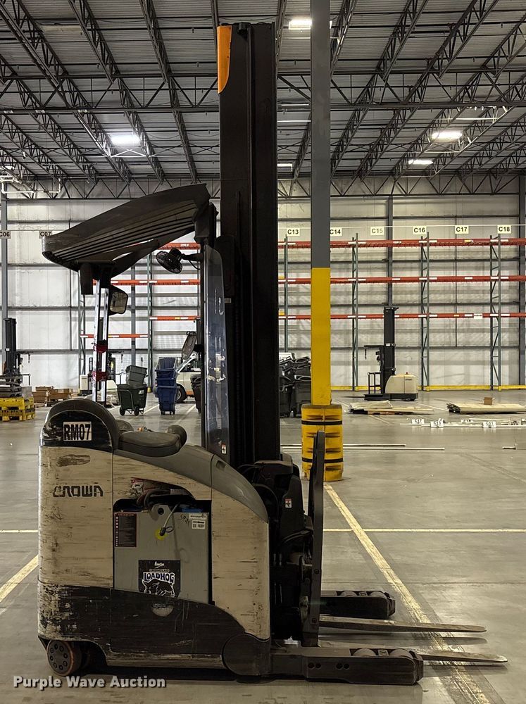 image for item EU4514 2017 Crown RM6095S-45 reach truck
