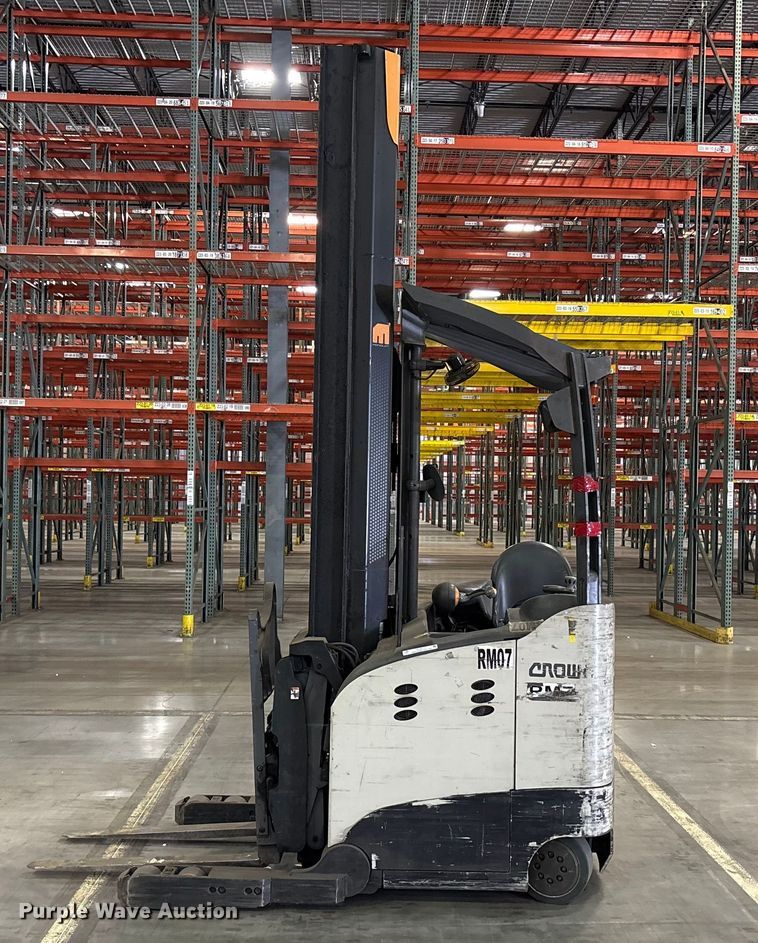 image for item EU4514 2017 Crown RM6095S-45 reach truck