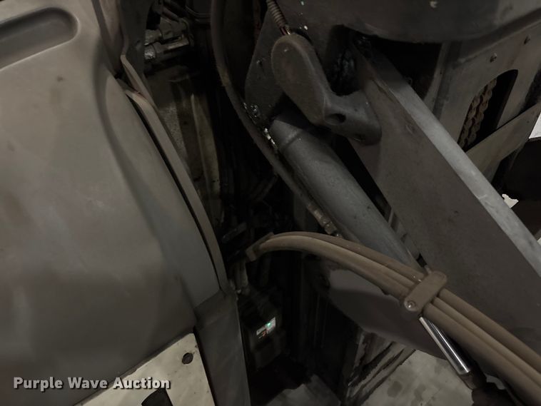 image for item EU4514 2017 Crown RM6095S-45 reach truck