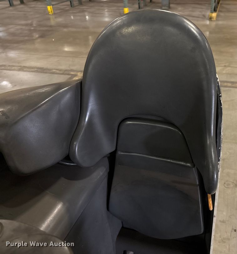 image for item EU4514 2017 Crown RM6095S-45 reach truck