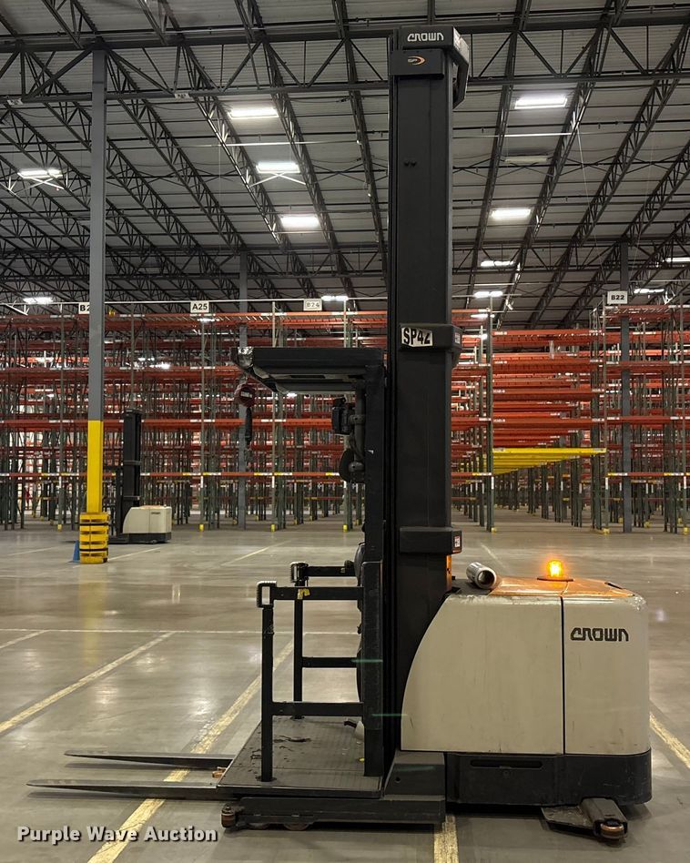 image for item EU4516 2018 Crown SP4050-30 order picker