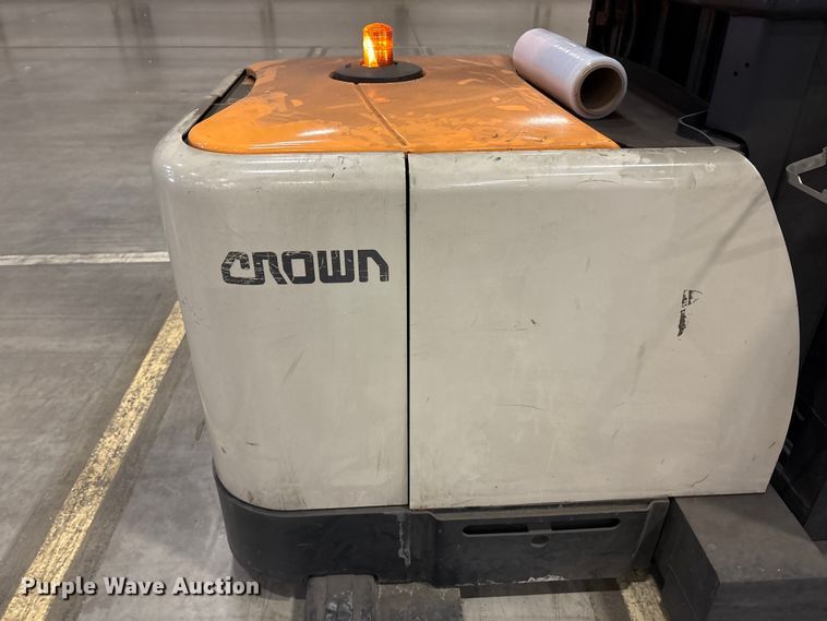 image for item EU4516 2018 Crown SP4050-30 order picker