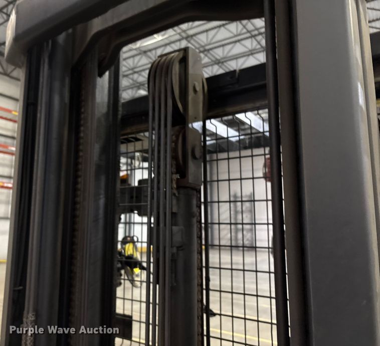 image for item EU4516 2018 Crown SP4050-30 order picker