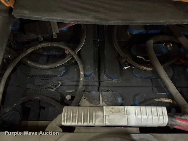 image for item EU4516 2018 Crown SP4050-30 order picker