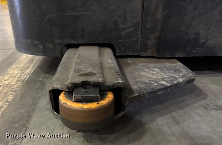 image for item EU4517 2018 Crown SP4050-30 order picker