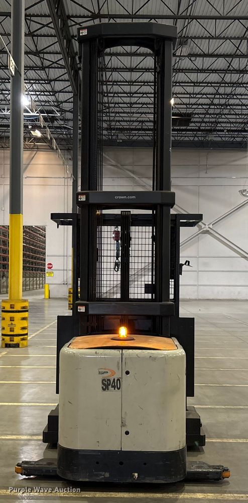 image for item EU4518 2018 Crown SP4050-30 order picker