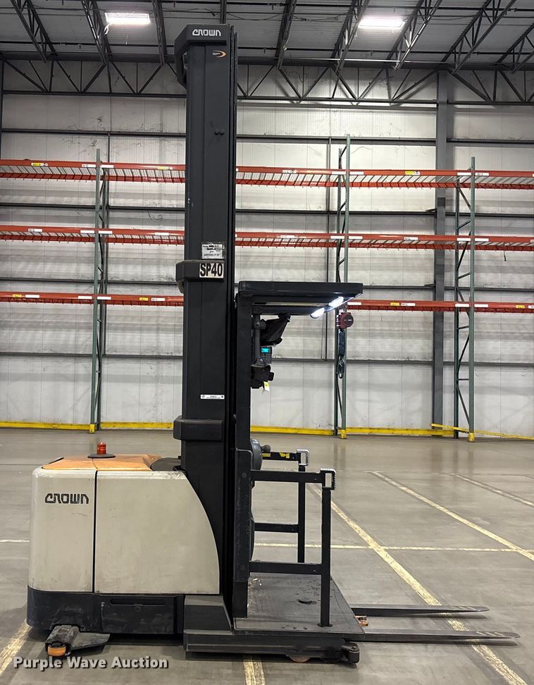 image for item EU4518 2018 Crown SP4050-30 order picker