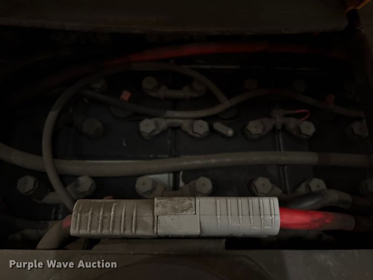 image for item EU4518 2018 Crown SP4050-30 order picker