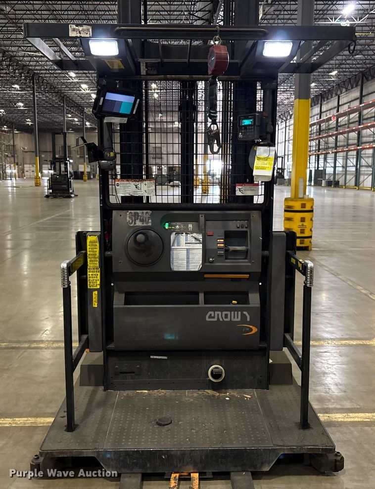 image for item EU4518 2018 Crown SP4050-30 order picker