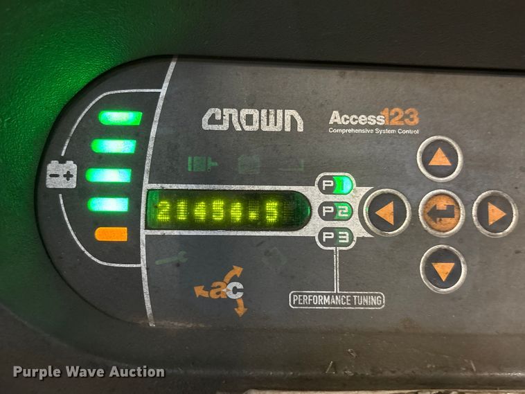 image for item EU4518 2018 Crown SP4050-30 order picker