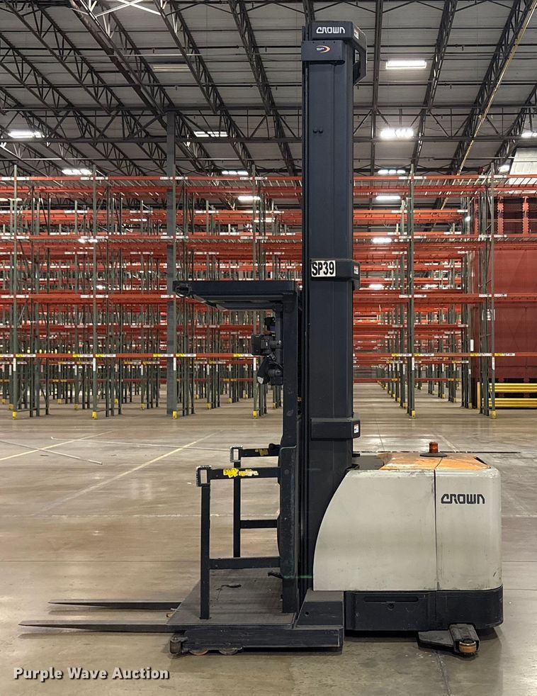 image for item EU4519 2018 Crown SP4050-30 order picker