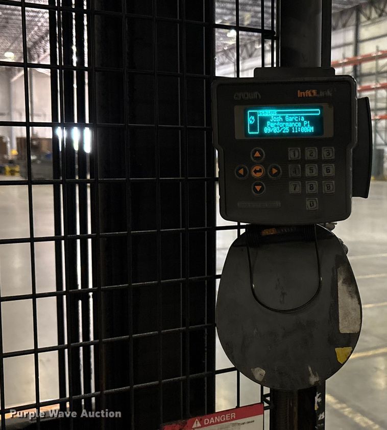 image for item EU4519 2018 Crown SP4050-30 order picker