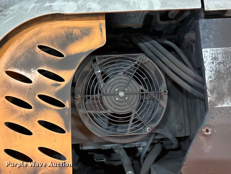 image for item EU4521 2018 Crown SP4050-30 order picker