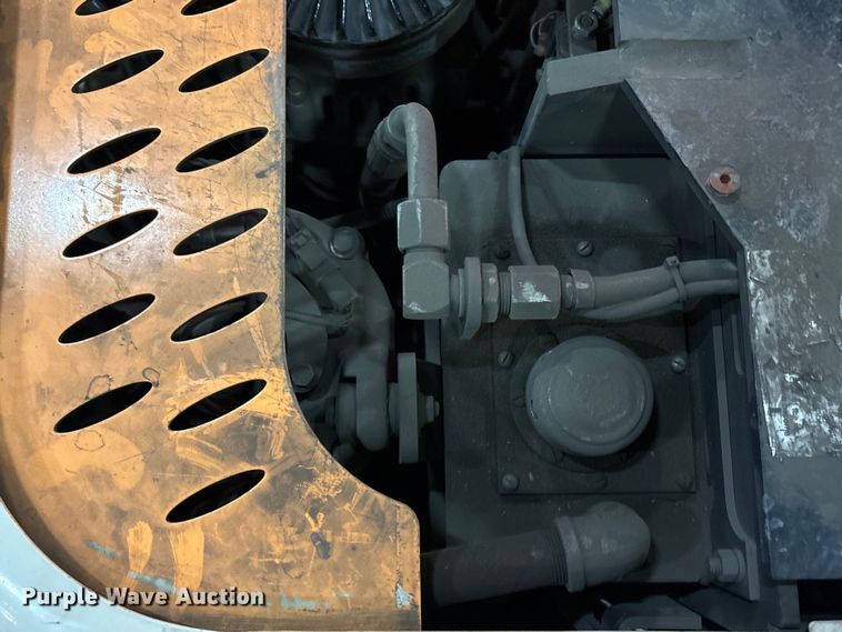 image for item EU4521 2018 Crown SP4050-30 order picker