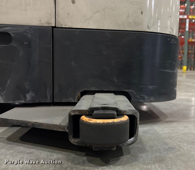 image for item EU4521 2018 Crown SP4050-30 order picker