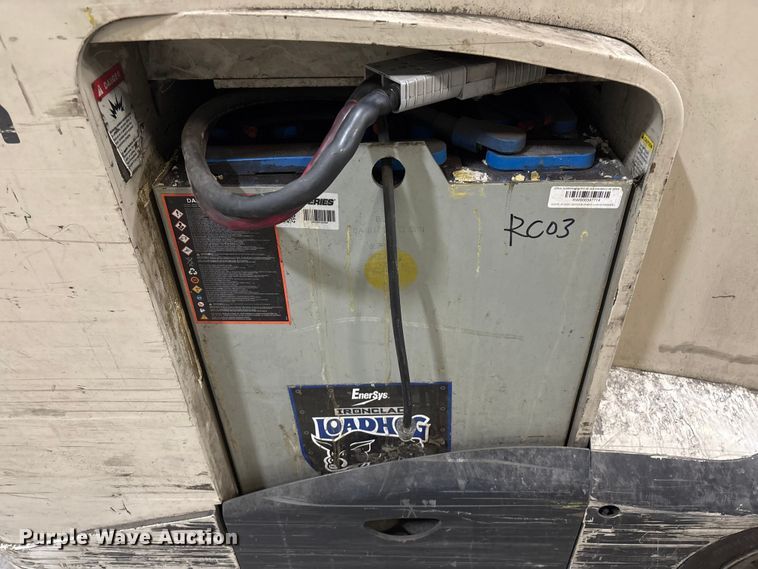 image for item EU4524 2017 Crown RC5545-40 order picker