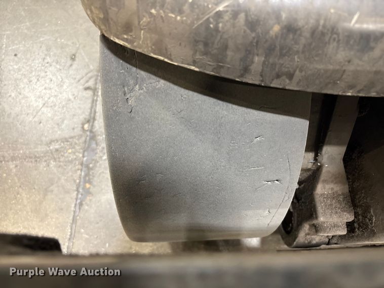 image for item EU4524 2017 Crown RC5545-40 order picker