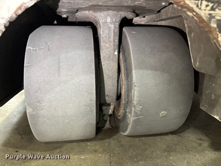 image for item EU4524 2017 Crown RC5545-40 order picker