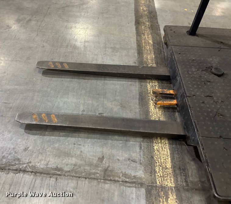 image for item EU4526 2018 Crown SP4050-30 order picker