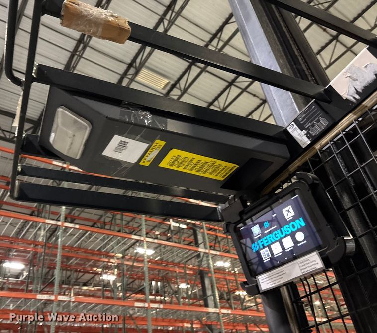 image for item EU4527 2018 Crown SP4050-30 order picker