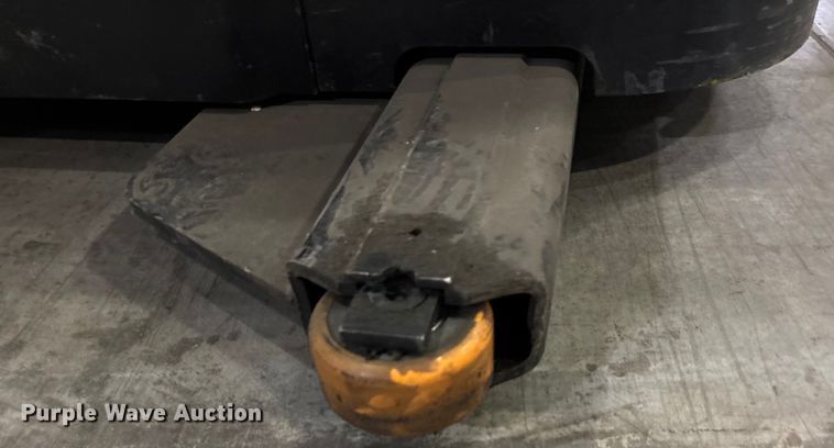 image for item EU4527 2018 Crown SP4050-30 order picker