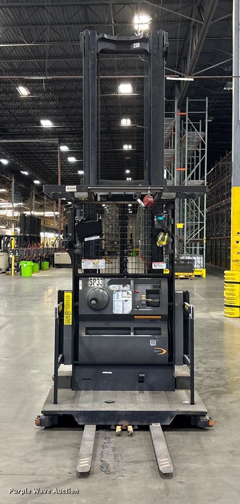 image for item EU4528 2018 Crown SP4050-30 order picker