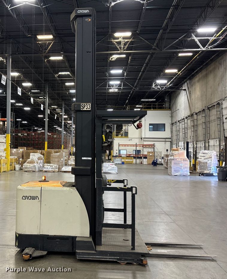 image for item EU4528 2018 Crown SP4050-30 order picker