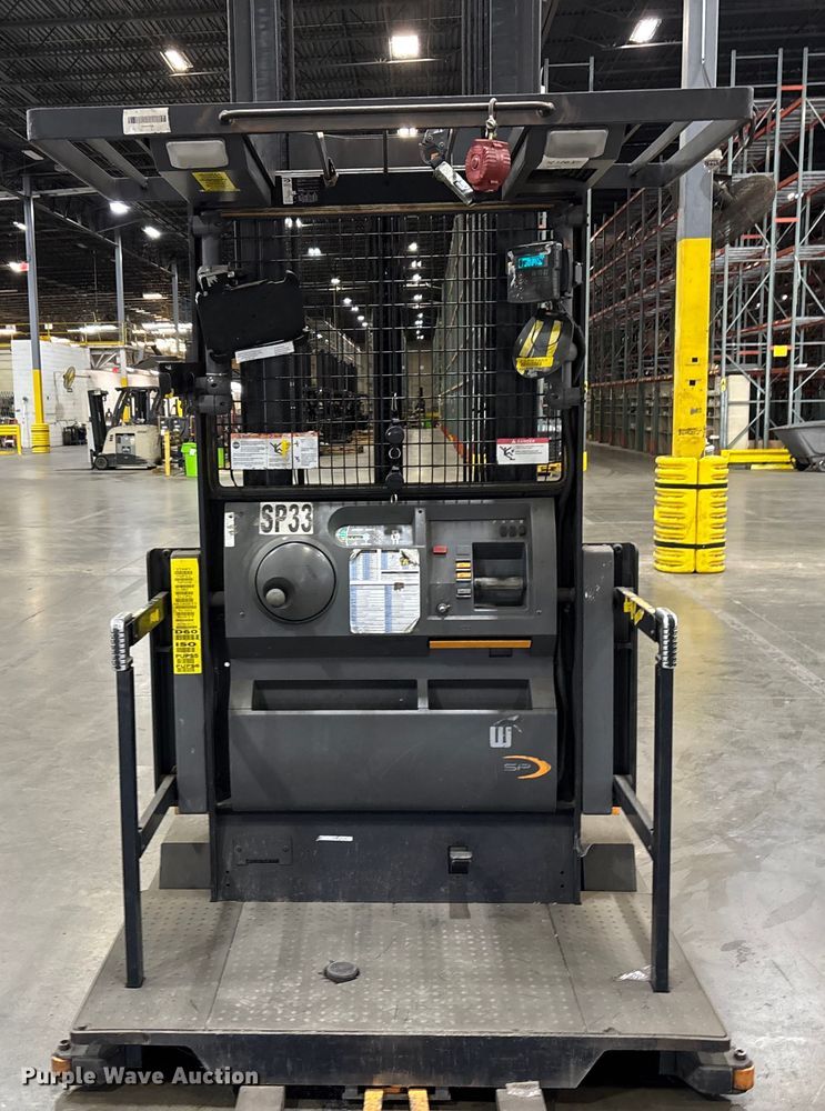 image for item EU4528 2018 Crown SP4050-30 order picker