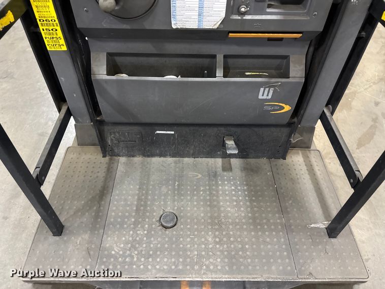 image for item EU4528 2018 Crown SP4050-30 order picker