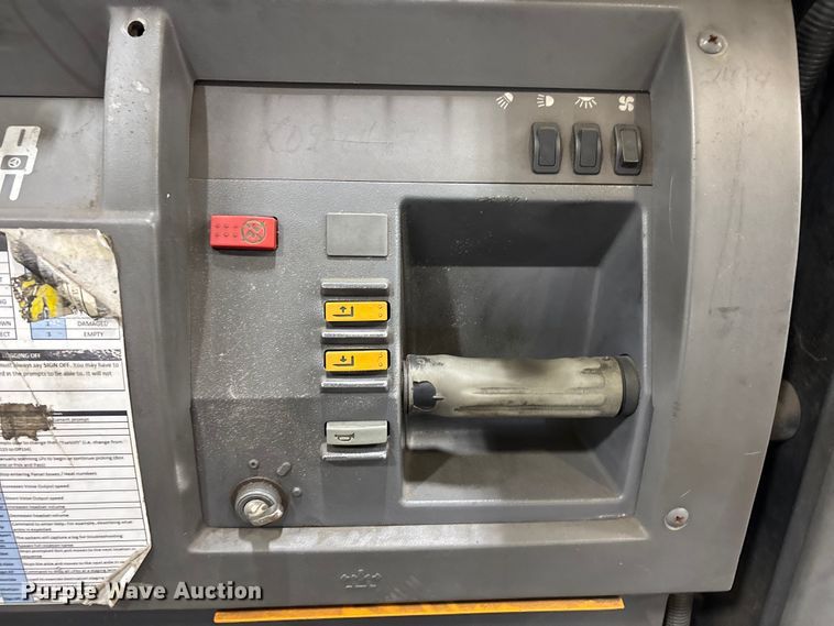 image for item EU4528 2018 Crown SP4050-30 order picker