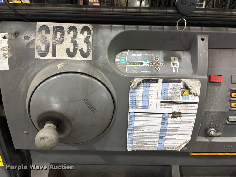 image for item EU4528 2018 Crown SP4050-30 order picker