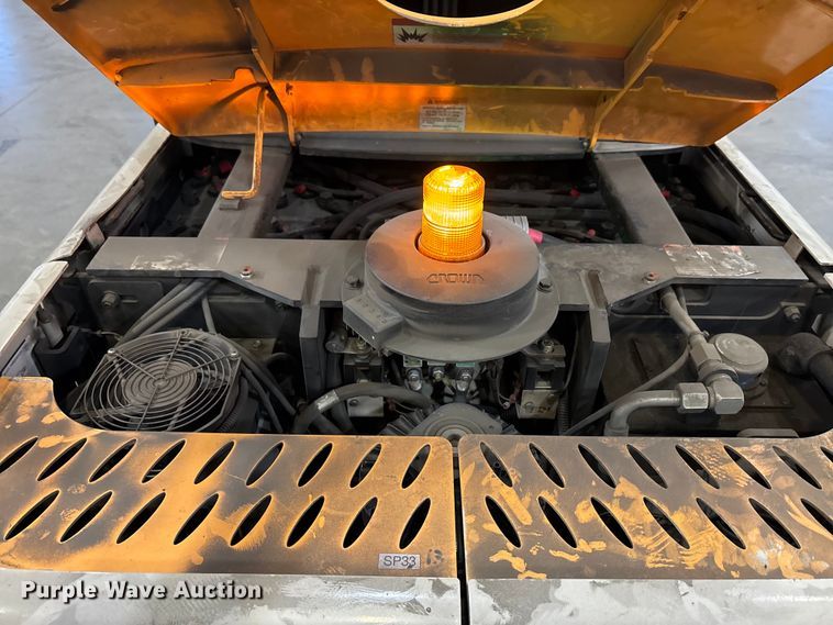 image for item EU4528 2018 Crown SP4050-30 order picker